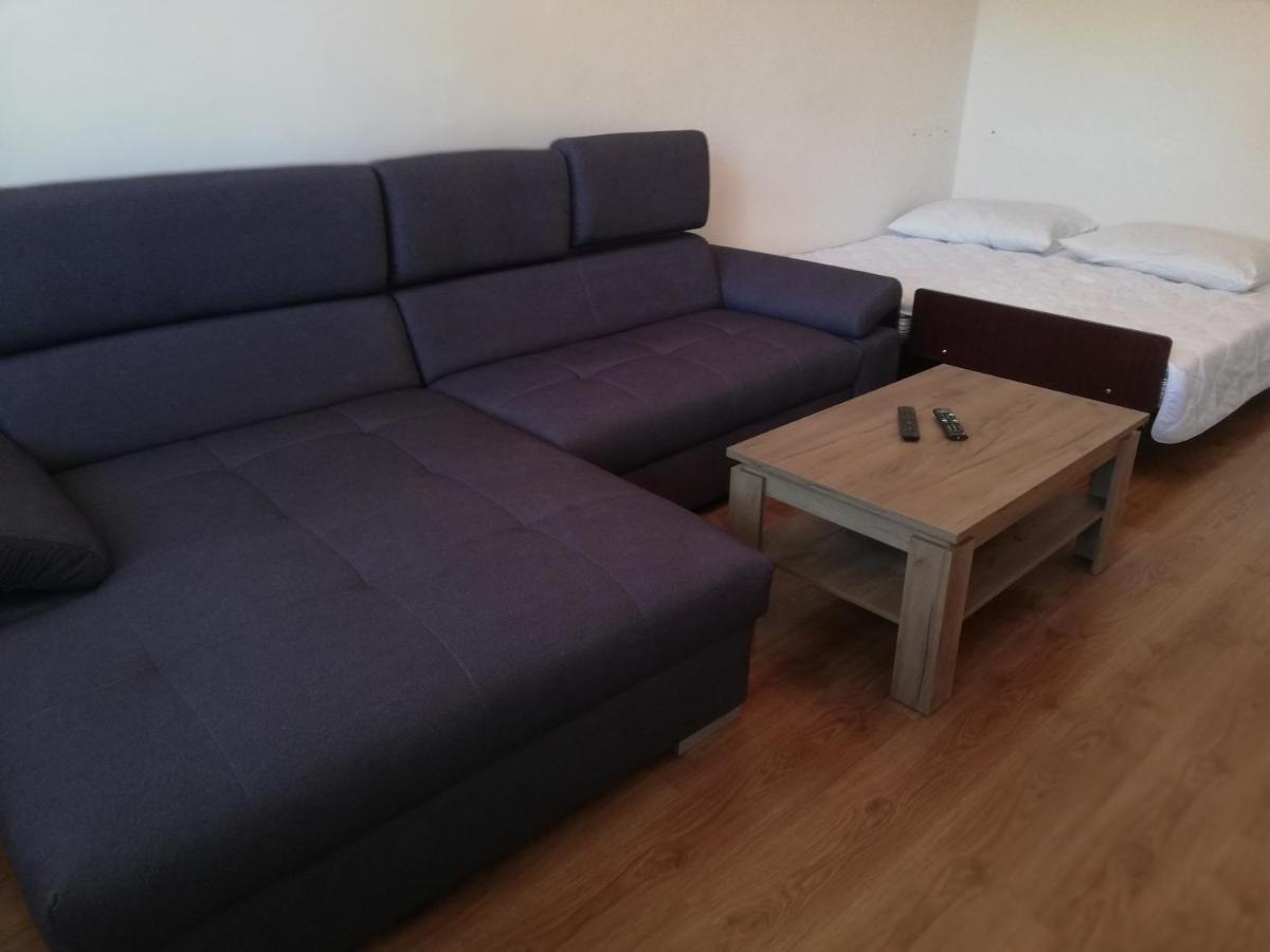 Apartment 70M2 Karlovy Vary Extérieur photo